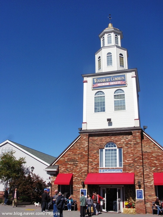 * 우드버리프리미엄아울렛 (Woodbury Common Premium Outlets) : 네이버 블로그