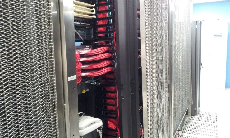 APC는 UPS 만 파는 업체 인가요? - apc rack , apc pdu , apc kvm : 네이버 블로그