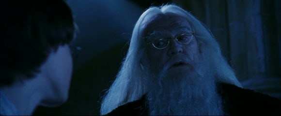 가 그저그런 유치한 판타지 소설이 아닌 이유 | 인스티즈